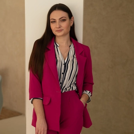 Дизайнер интерьера "Сафронова Арина Вячеславовна"