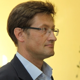 Дизайнер интерьера Мельников Глеб