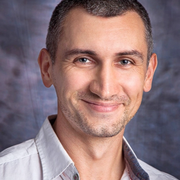 Дизайнер интерьера Ярослав Гакал